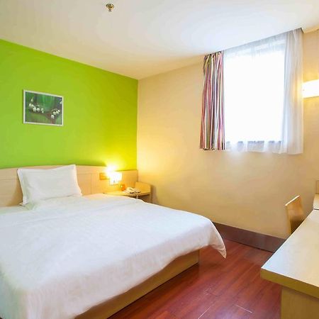 7Days Inn Yueyang East Maoling Pedestrain Street Exteriör bild