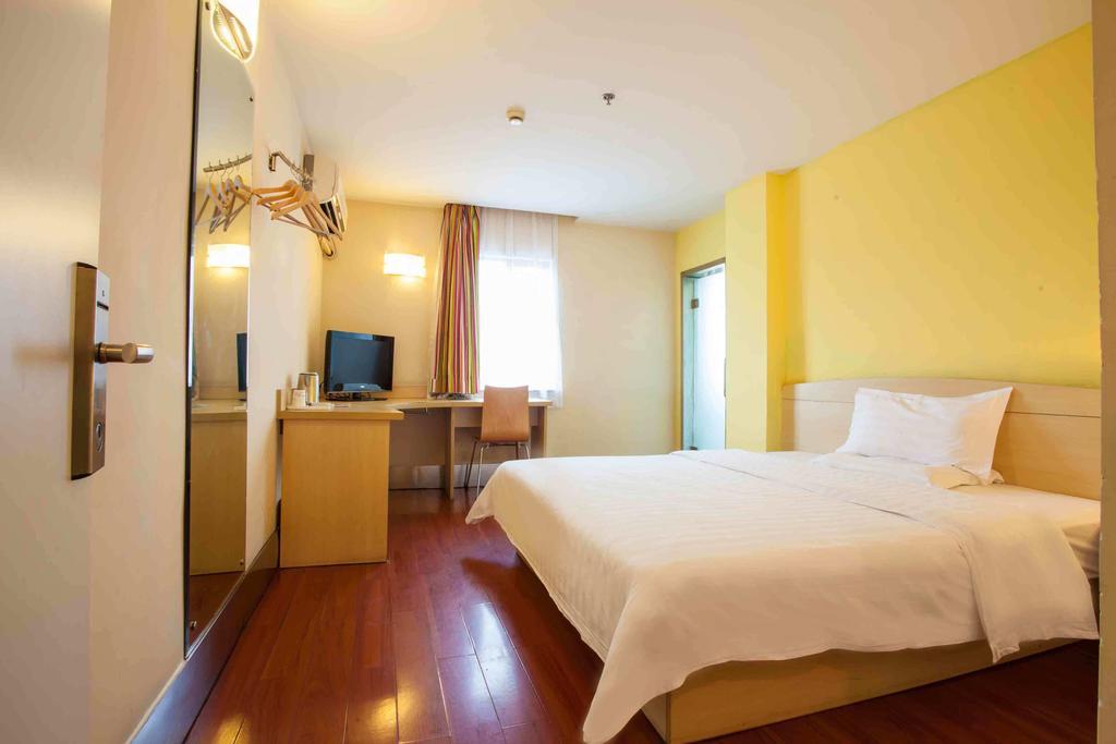 7Days Inn Yueyang East Maoling Pedestrain Street Exteriör bild