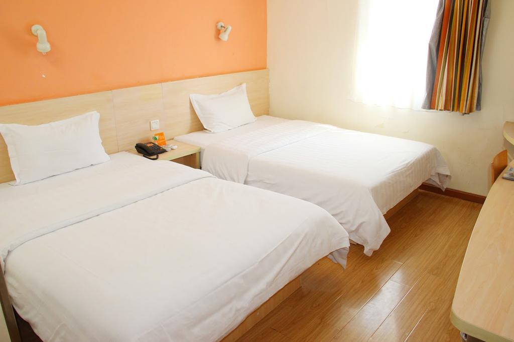 7Days Inn Yueyang East Maoling Pedestrain Street Exteriör bild