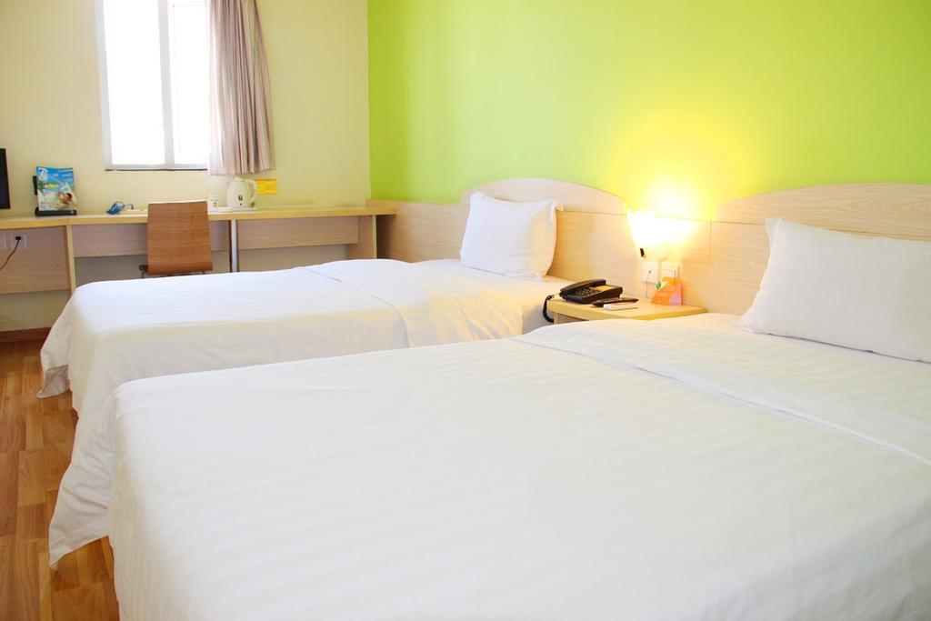 7Days Inn Yueyang East Maoling Pedestrain Street Exteriör bild