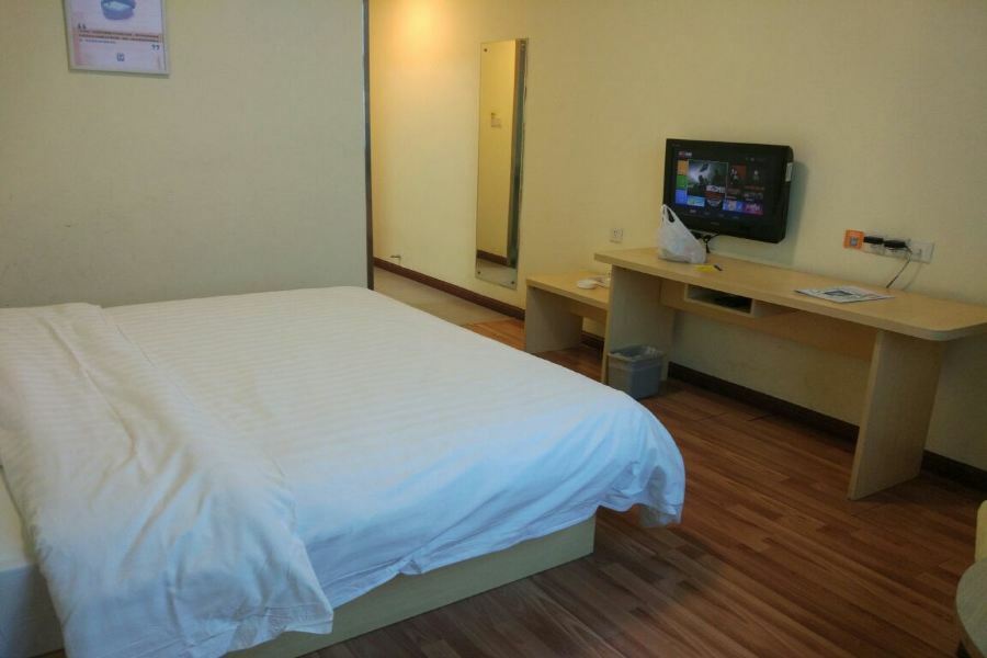 7Days Inn Yueyang East Maoling Pedestrain Street Exteriör bild